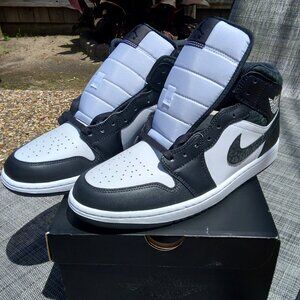 Air Jordan 1 Mid SE 'Panda Elephant'